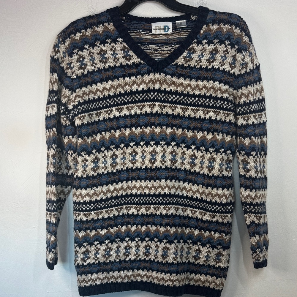 V-Neck Patterned Sweater in Blue and Cream Knit Size M